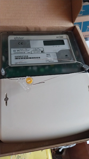 Lot contoare trifazic electronic Ester A1100, nou cu sigiliu de la Electrica SA