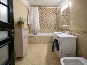 Închiriez apartament 2 camere Royal Town - Copou - Iași, mobilat&utilat modern - imagine 6