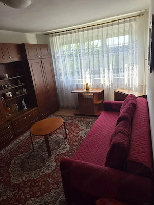 Vand apartament 2 camere Berceni - imagine 2