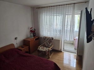 Vand apartament 2 camere Berceni - imagine 4