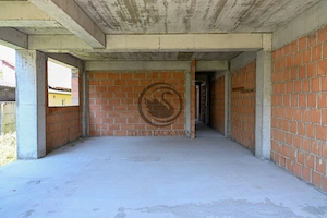 Casa la rosu de vanzare I Moderna I Zona Centrala - Ploiesti - imagine 6