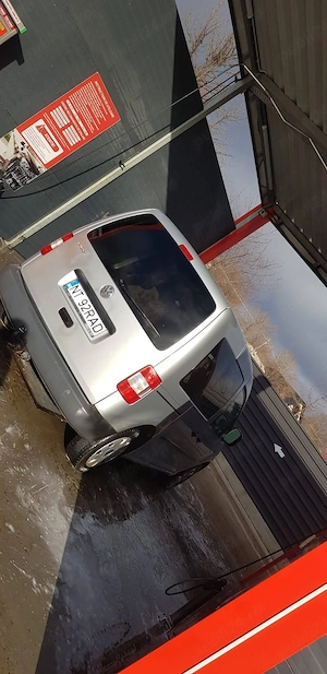 Volkswagen Caddy.     - imagine 2