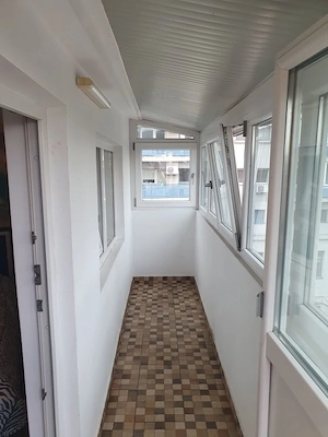 Vand ap. 3 camere In vila,Unirii, ultracentral,etaJ 3  3, boxa la demisol, balcon si terasa cu grata - imagine 4