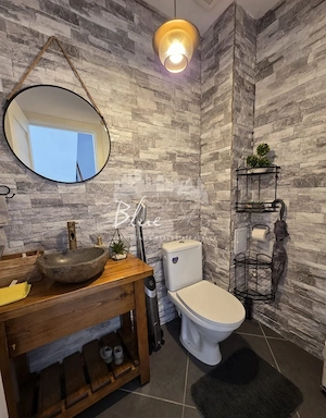 Apartament exclusivist în vilă | Vedere frontală la lac, curte proprie și ponton - imagine 8
