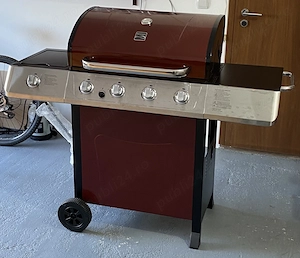 Grill pe gaz 