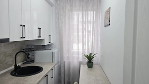 Inchiriez garsoniera in Deva, zona ultracentrala (langa Primarie), etaj 2, PRIMA INCHIRIERE. - imagine 9