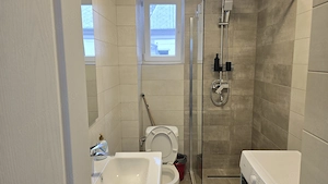 Inchiriez garsoniera in Deva, zona ultracentrala (langa Primarie), etaj 2, PRIMA INCHIRIERE. - imagine 6