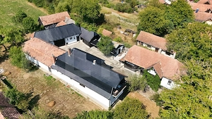 Proprietate superbă in Damieni! cu potential enorm comercial! 550mp utili-47Ari! - imagine 7