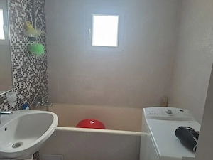 Inchiriez apartament 3 camere Arad - imagine 6