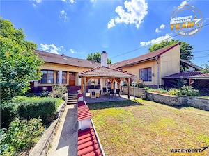 Sfantu Gheorghe Central,9camere,271mp utili,teren 547mp,4 intrari,garaj 59mp,potential:business,inve - imagine 4