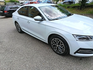 Vând skoda Octavia an 2023 - imagine 6
