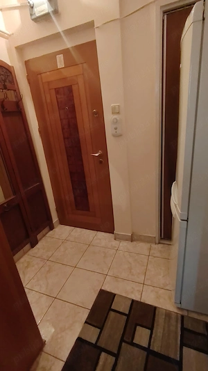 Vind apartament 2 camere - imagine 3