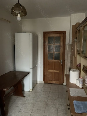 Camera de inchiriat in apartament de patru camere zona Arcu - Gara - exclus agentie - imagine 10