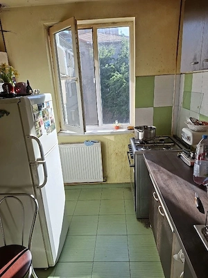 De vanzare apartament cu 2 camere in zona Circumvalatiunii - imagine 2