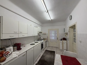 Casa cu doua corpuri de cladire in Gradiste - imagine 6