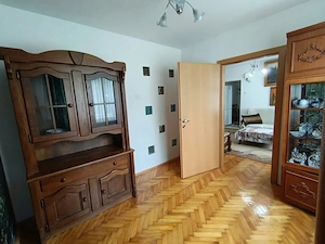 Apartament 4 camere, etaj 4/4, cu acoperiș, zona Sasar, Baia Mare - imagine 10