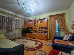 De vanzare apartament 2 camere,etaj 2, zona Strada Orizontului - imagine 3