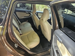 De vanzare volvo xc 60 2.4 - imagine 11
