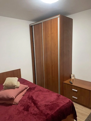 Apartament de închiriat