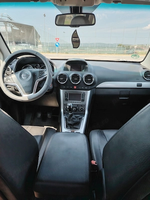 Opel Antara 4*4, an 2017, motor 1956 cm3  - imagine 9