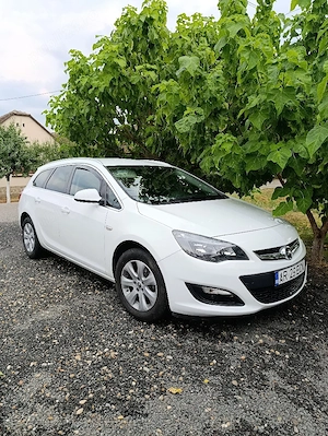 Vand Opel Astra J, an 2015 , 1.4 , 101 cp.  - imagine 3