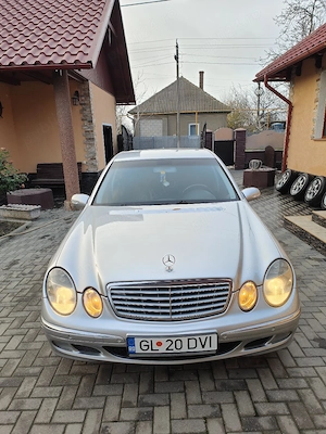Mercedes E class 220 CDI - imagine 2