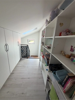 vand casa cu 5 camere Fratelia  - imagine 14