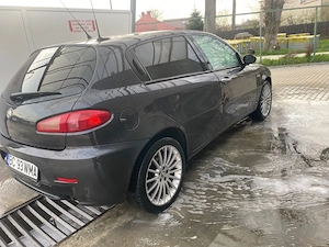alfa romeo 147 1.6 twinspark - imagine 6