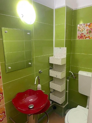 VAnd Apartament 3 Camere - imagine 2
