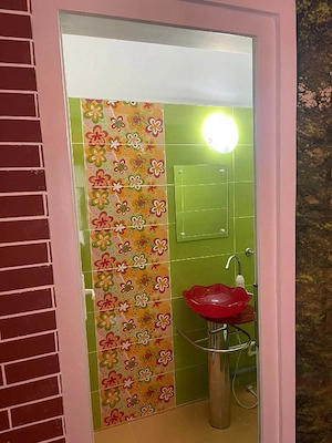 VAnd Apartament 3 Camere - imagine 3