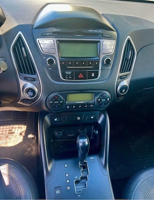 Hyundai ix35-2.0 D -Automat- 4x4 - imagine 5