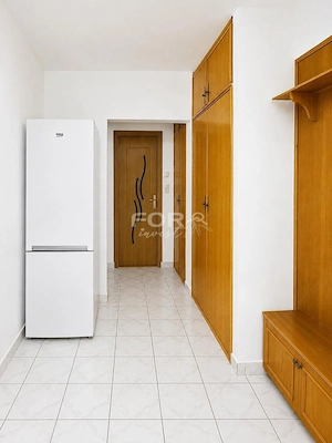 Apartament cu 2 camere de inchiriat in Rogerius - imagine 11