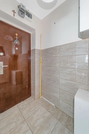Modernizata si utilata* 8 minute metrou*Intrarea Badeni 2A-Titan*Imobil P+4 - imagine 3