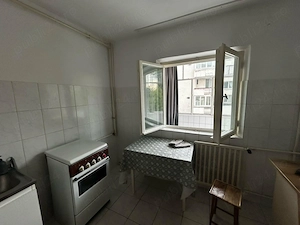 Ofer spre inchiriere apartament 2 camere decomandate, zona Soarelui, lângă Zone Caffe - imagine 6
