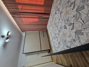 Vând apartament 3 camere - imagine 8