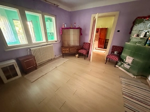 De inchiriat Casa modesta 4 camere