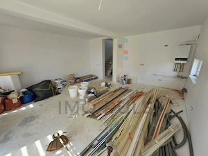 1/2 Duplex. 5 Camere. 3 Bai. Panouri solare + Prosumator. Finisaje la alegere. - imagine 5