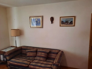 închiriez apartament 3 camere prima stație Pacurari. 