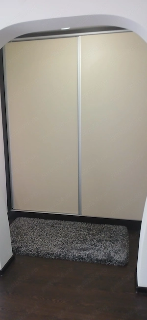 Garsonieră modernă și elegantă de închiriat  - imagine 3