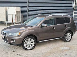 Mitsubishi Outlander Instyle 2.0TDI 4WDNaviPiele - imagine 2
