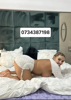 Blonda dulce ofer si masaj 