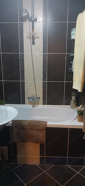Garsonieră modernă și elegantă de închiriat  - imagine 7