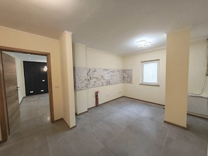 Complex, 3 camere decomandat, incalzire in pardoseala - imagine 2