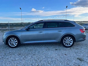  Skoda Superb iv 2020   1.4 tsi PLUG-IN HYBRID   218 CP (156 CP + 62 CP electric)   78.276 km  - imagine 3