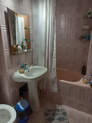 Inchiriez apart. 2 camere decomandat | 55 mp | Dacia Zimbru | AC + centrală | balcon - imagine 6
