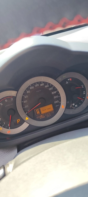 Toyota RAV4, 2.2 D-CAT, 2010, Automata 4x4, Echipare Executive, Navigatie Android, Full Piele - imagine 6