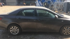 Toyota Corolla 1,6 benzina - imagine 4