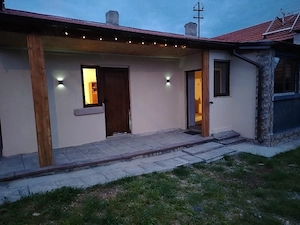 Vând casă în Simeria. Renovată 10 km Deva  - imagine 13