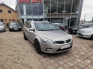 Kia Cee'd 1.6 Diesel - imagine 3