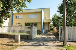 Vilă cu arhitectură deosebită